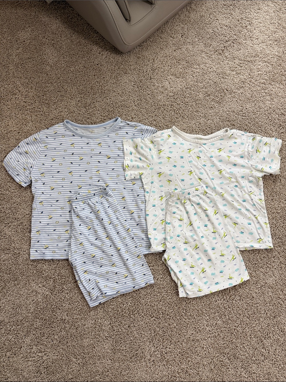 2 sets of 💯% organic cotton pjs tag less!